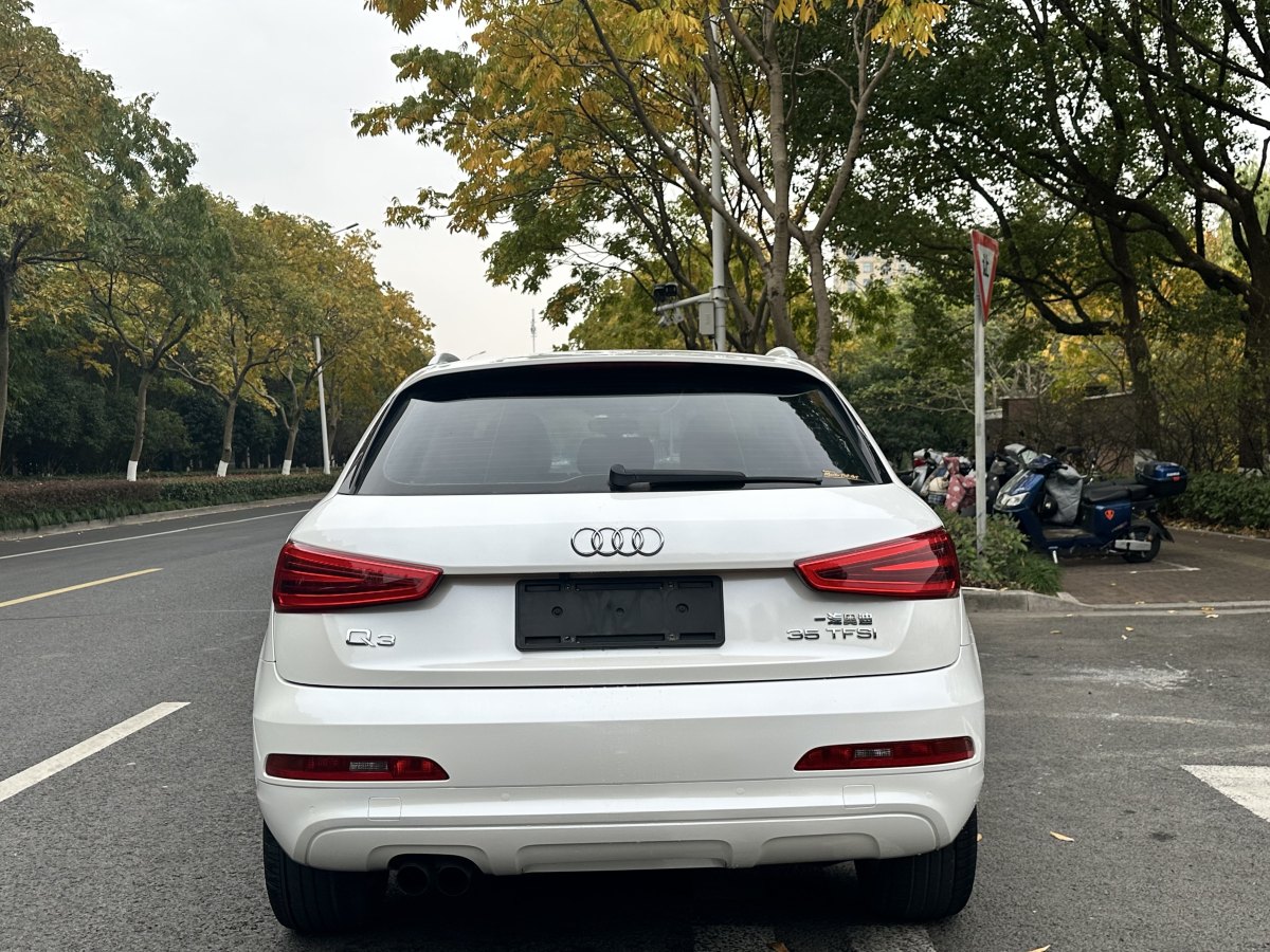 奧迪 奧迪Q3  2013款 35 TFSI 進(jìn)取型圖片