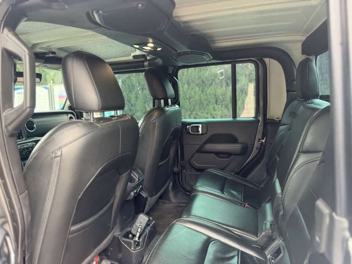 Jeep 角斗士  2022款 3.6L 先行版圖片