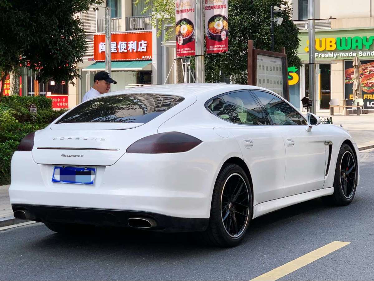 2012年9月保時(shí)捷 Panamera  2010款 Panamera 4 3.6L