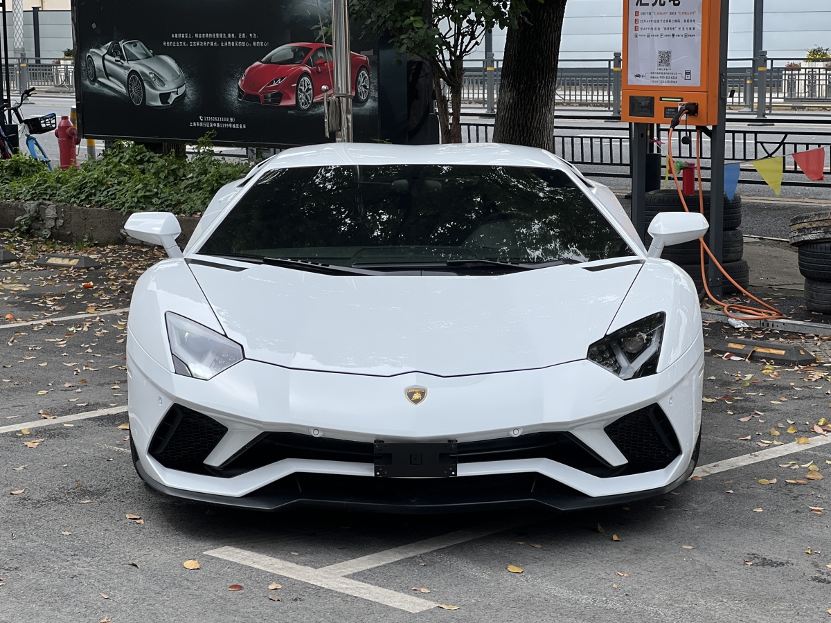 兰博基尼 Aventador  2017款 Aventador S图片