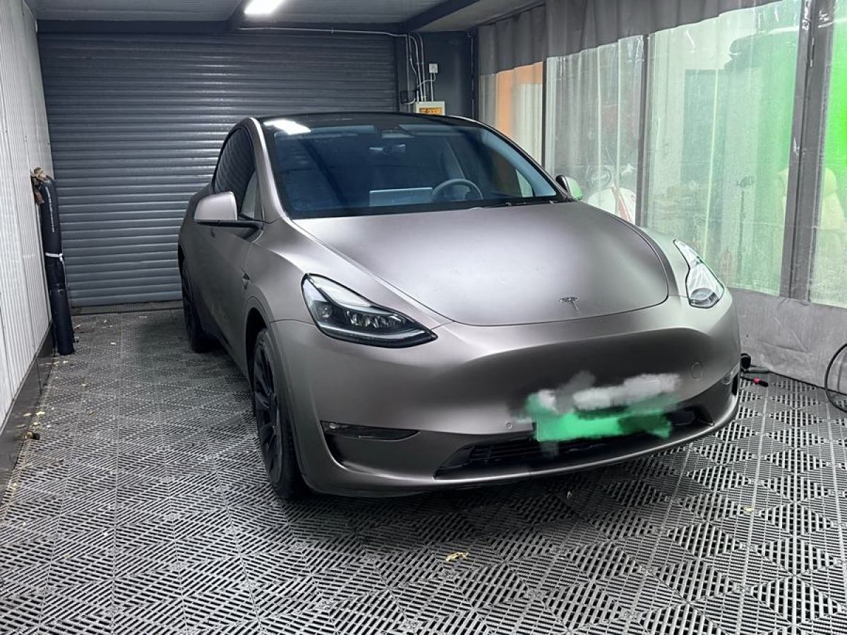 特斯拉 Model 3  2021款 改款 標(biāo)準(zhǔn)續(xù)航后驅(qū)升級版圖片