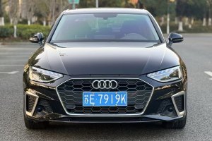 奥迪A4L 奥迪 40 TFSI 时尚动感型