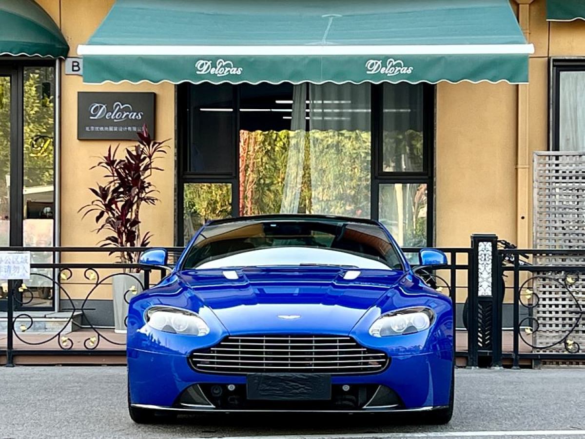 2012年10月阿斯頓·馬丁 V8 Vantage  2012款 4.7L S Coupe