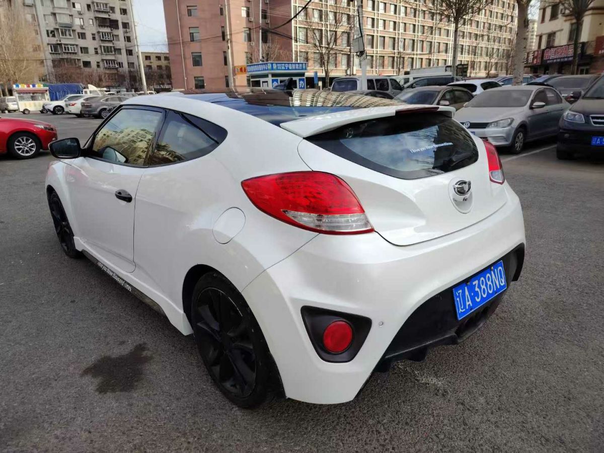 現(xiàn)代 Veloster飛思  2015款 1.6T 手動舒適版圖片