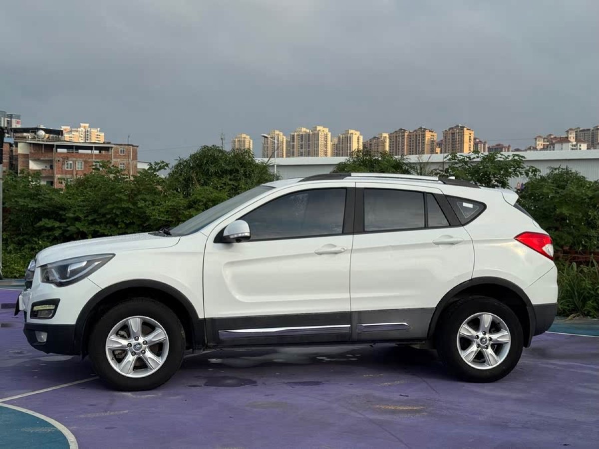 海馬 S5  2016款 1.5T CVT創(chuàng)享版圖片