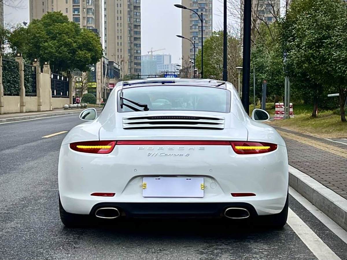 保時(shí)捷 911  2015款 Carrera 4 3.4L Style Edition圖片