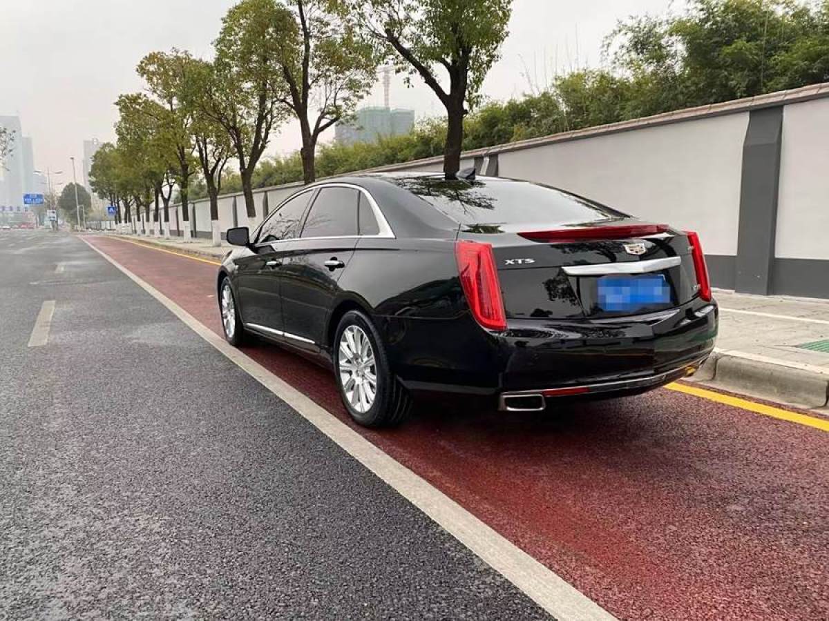 凱迪拉克 XTS  2017款 28T 精英型圖片