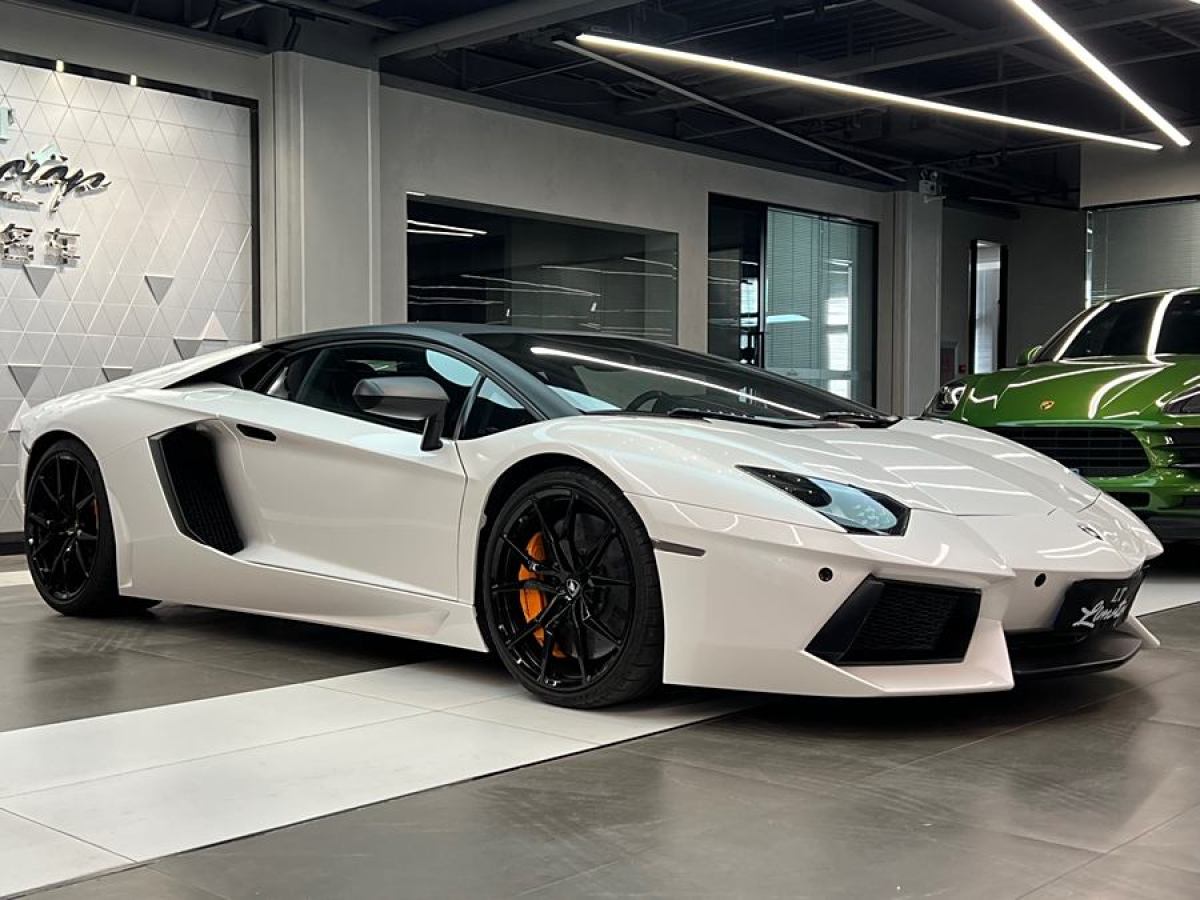 蘭博基尼 Aventador  2011款 LP 700-4圖片