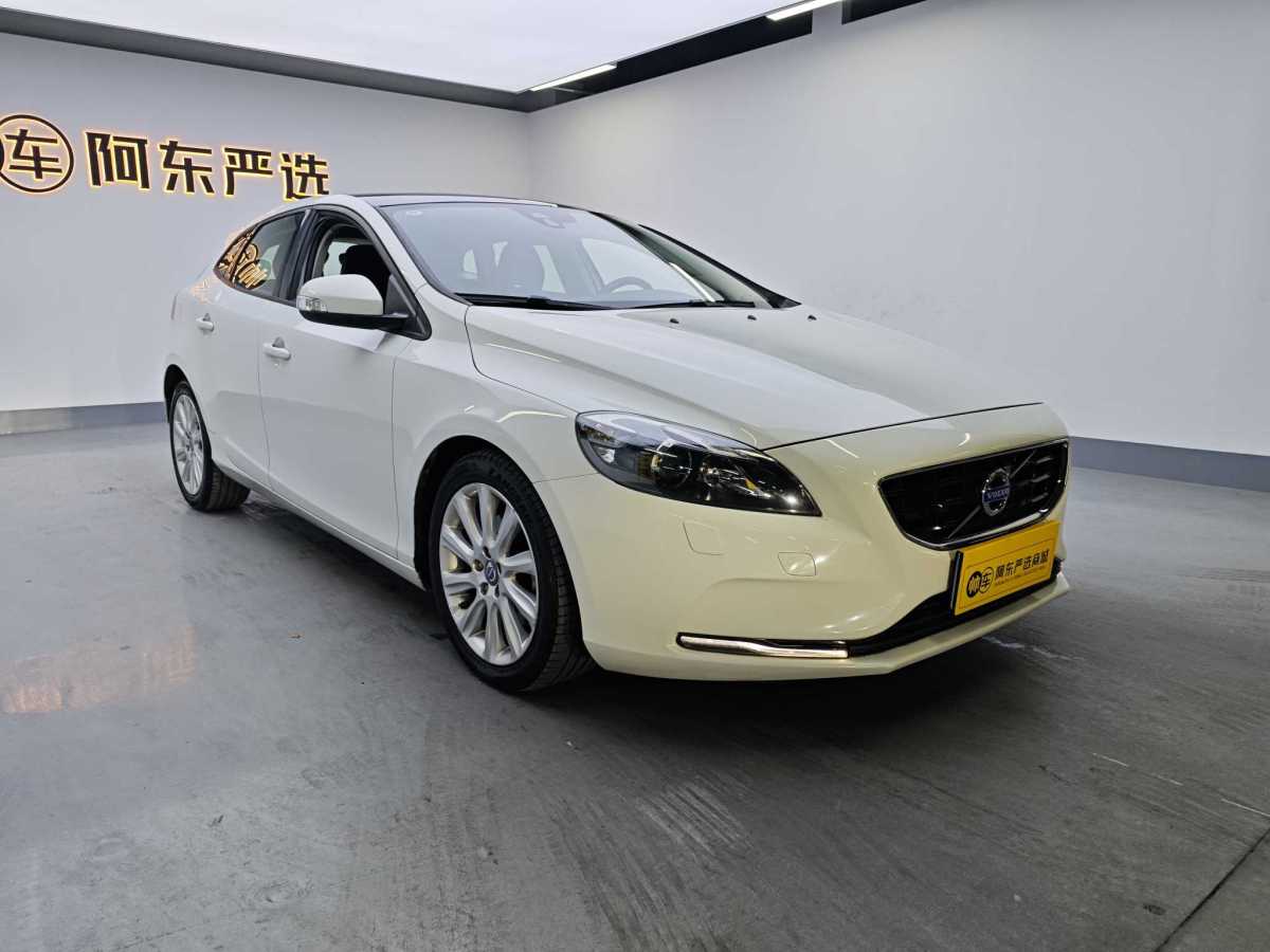 沃爾沃 V40  2015款 1.6T 智尚版圖片