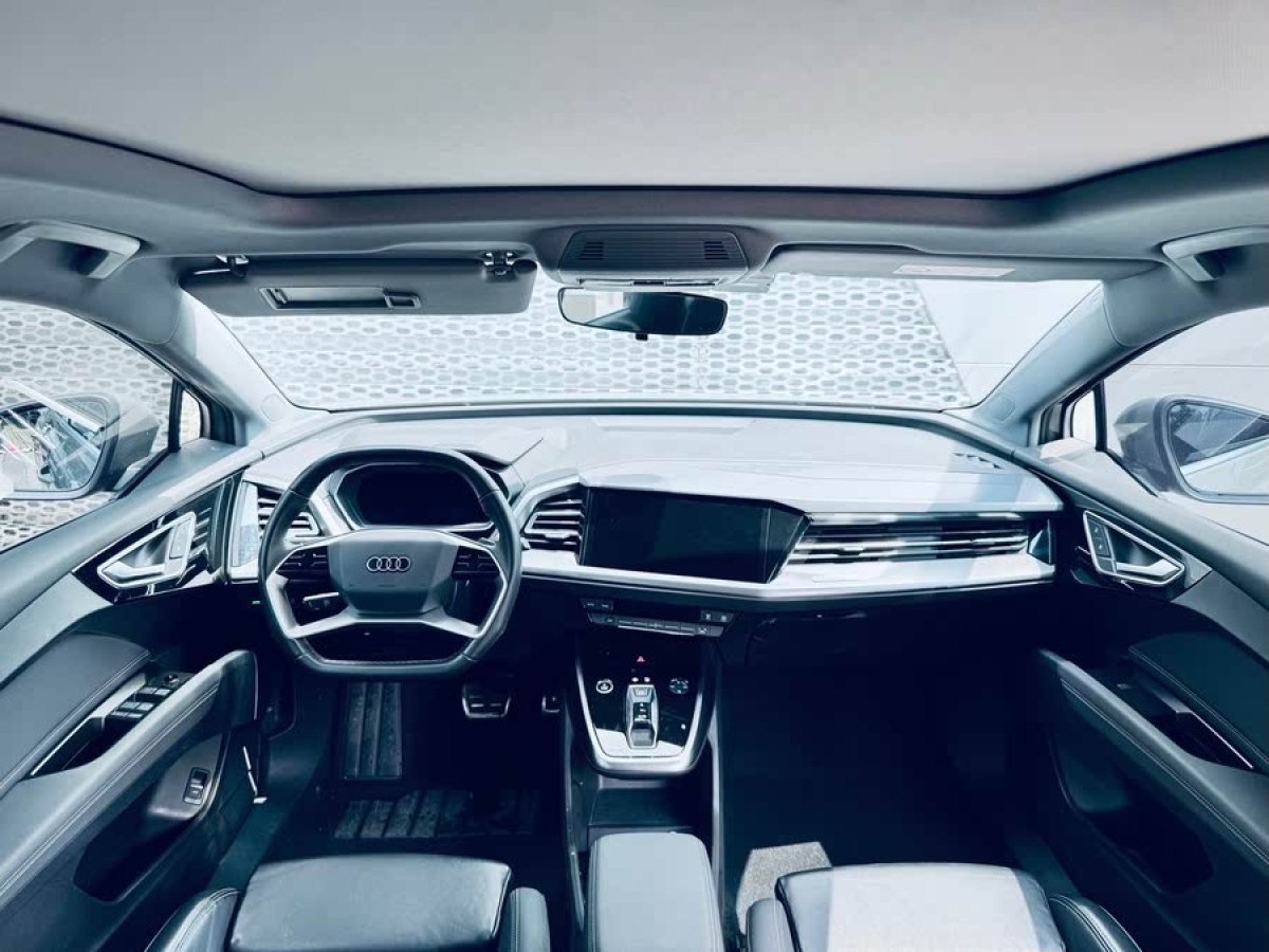 奧迪 奧迪Q4 e-tron  2023款 40 e-tron 創(chuàng)行版圖片