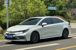 凌尚 豐田 2.0L 豪華版