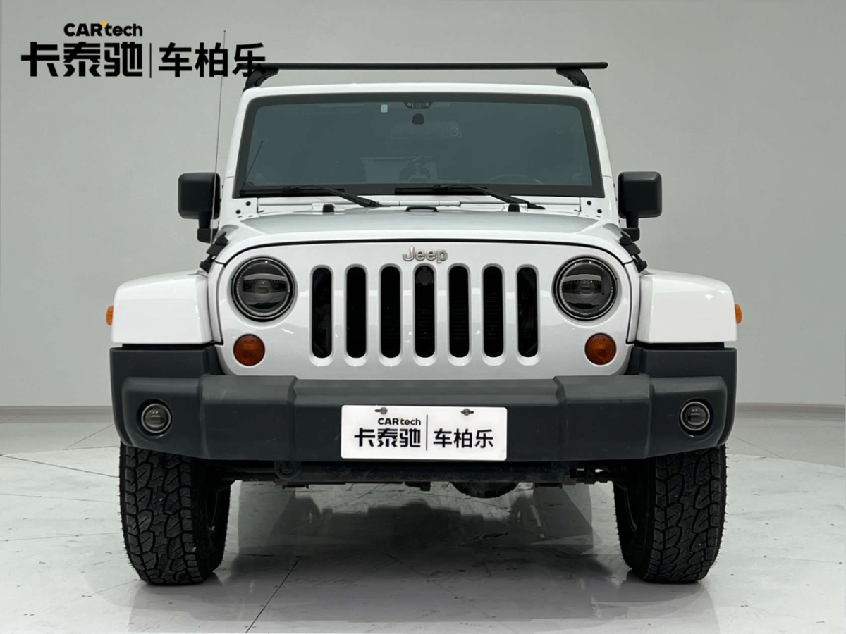 2011年12月Jeep 牧馬人  2012款 3.6L Sahara 四門版