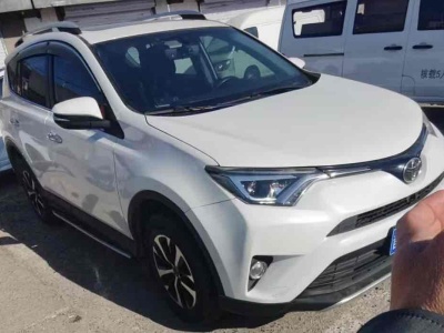 2017年7月 豐田 RAV4 榮放 2.0L CVT兩驅(qū)風(fēng)尚版圖片