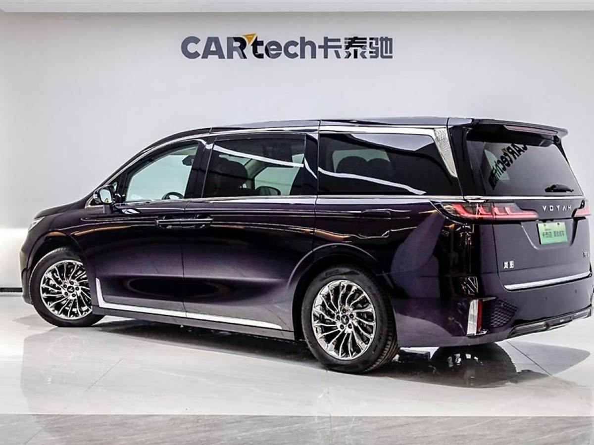 嵐圖 夢想家  2024款 PHEV 超長續(xù)航旗艦版圖片