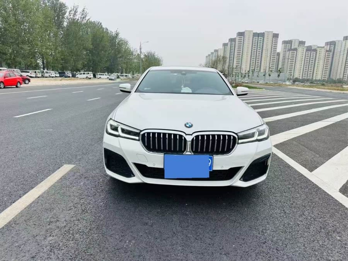 寶馬 寶馬5系  2022款 525Li 豪華套裝圖片