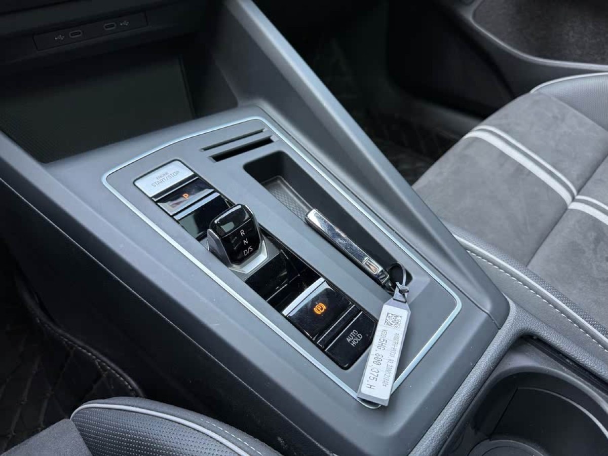 大眾 高爾夫  2023款 改款 280TSI DSG R-Line圖片