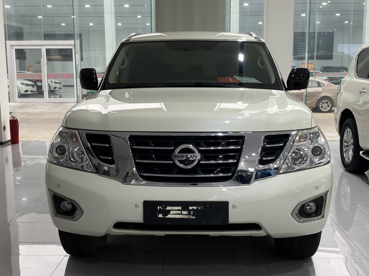 日產(chǎn) 途樂(lè)  2018款 4.0L 領(lǐng)英型圖片