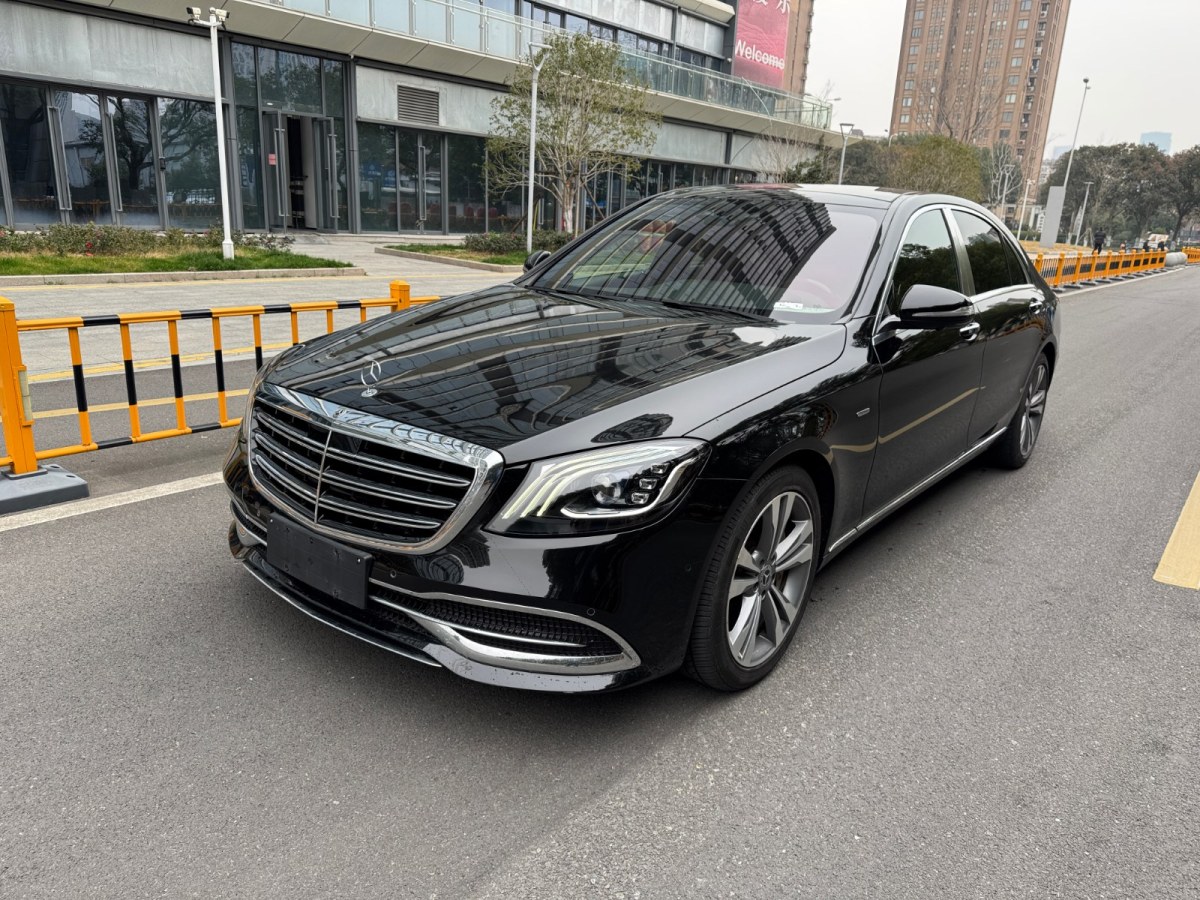 奔馳 奔馳S級  2019款 S 350 L 尊貴型 臻藏版圖片