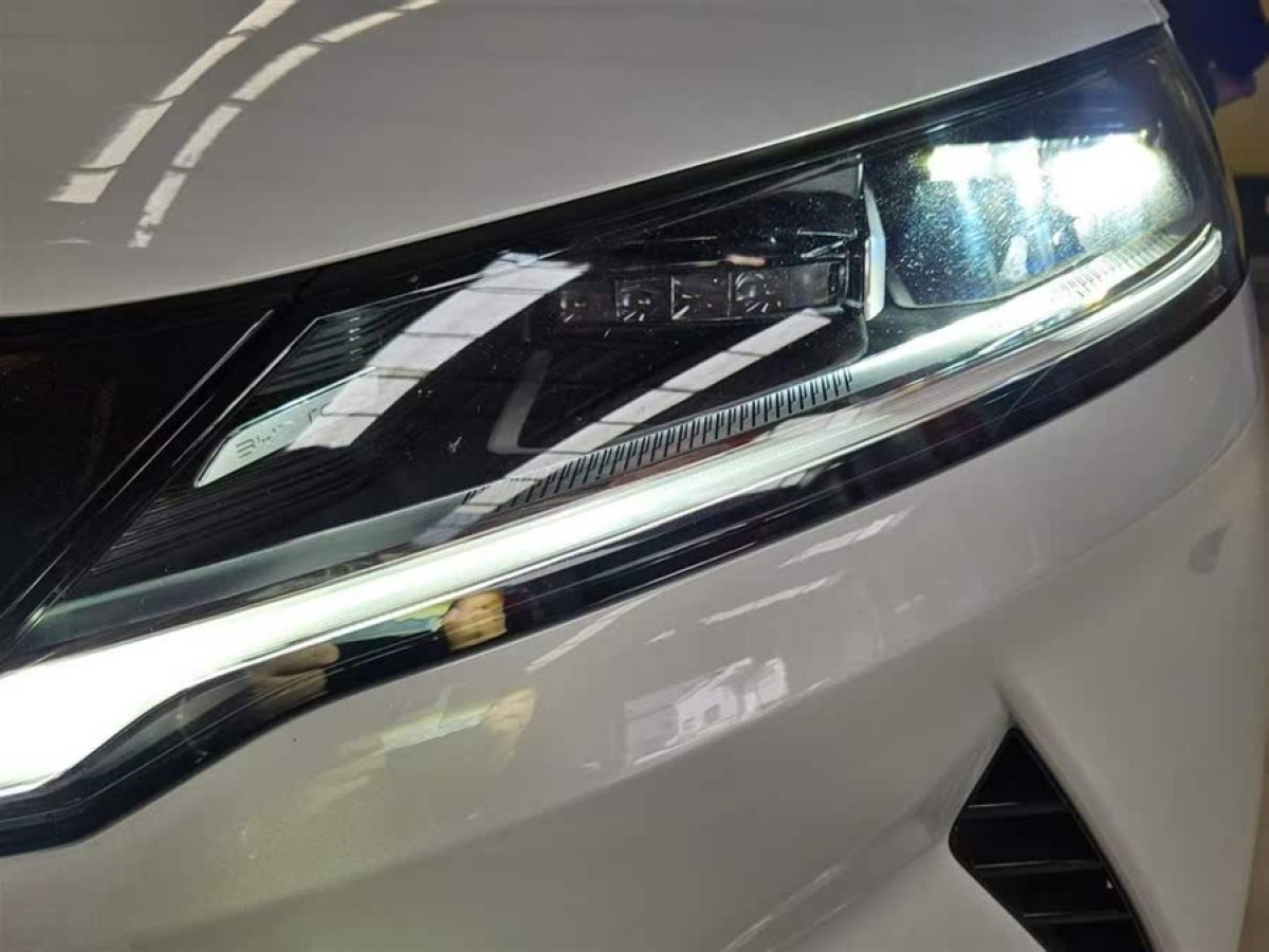 比亞迪 元UP  2024款 401KM 超越型圖片