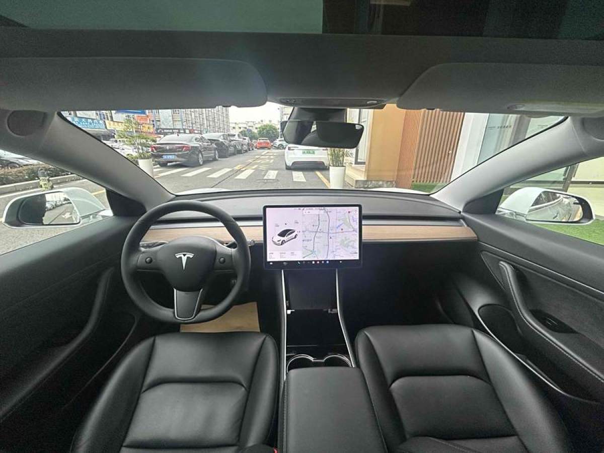 特斯拉 Model Y  2020款 改款 標準續(xù)航后驅(qū)升級版圖片