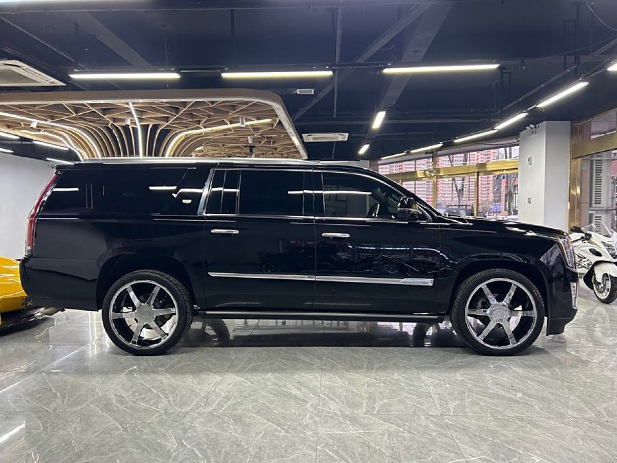 凱迪拉克 凱雷德ESCALADE  2017款 6.2L ESV鉑金版加長(zhǎng)型圖片