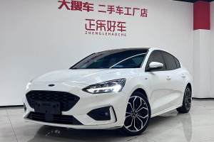 ?？怂?福特 三廂 EcoBoost 180 自動(dòng)ST Line