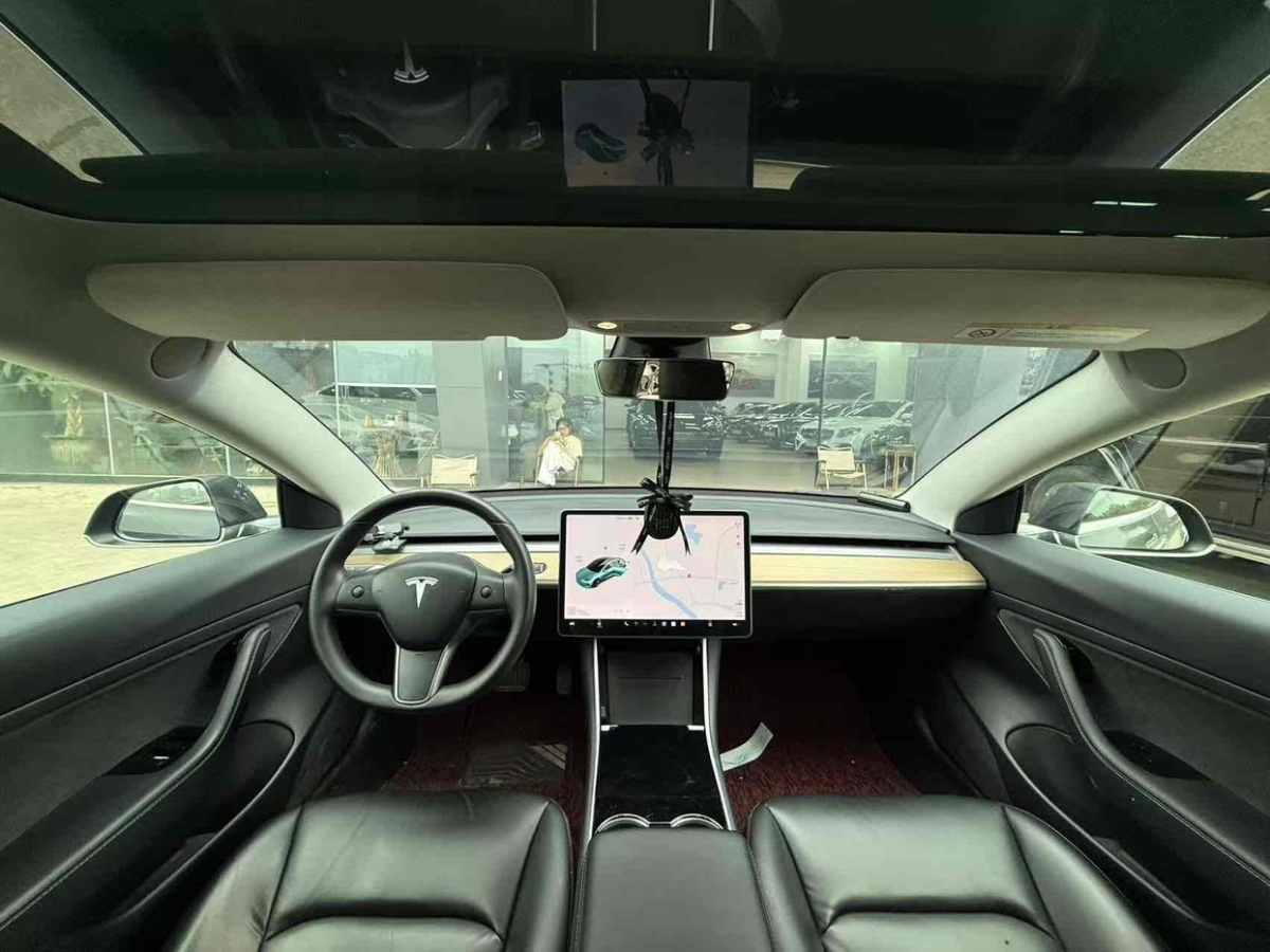 特斯拉 Model 3  2020款 標準續(xù)航后驅升級版圖片