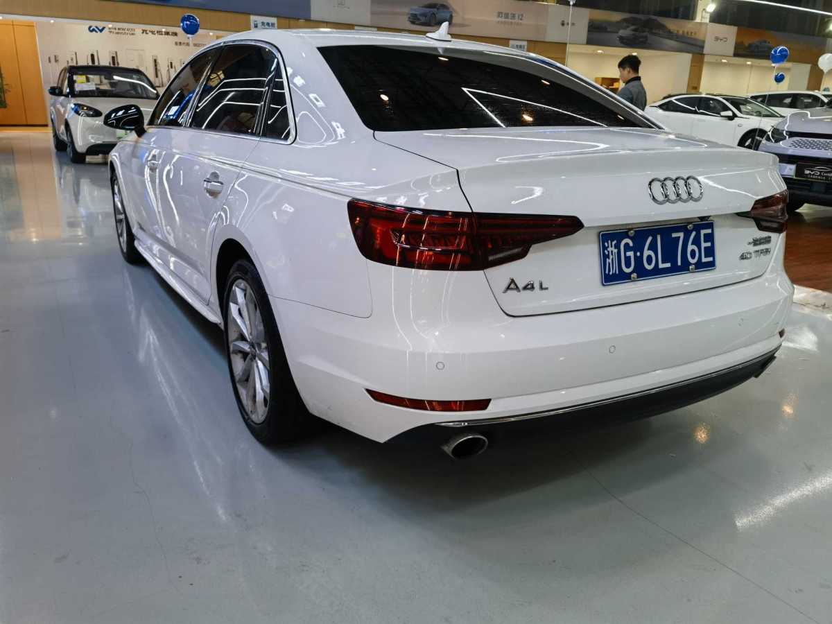 奧迪 奧迪A4L  2019款 40 TFSI 進取型 國V圖片