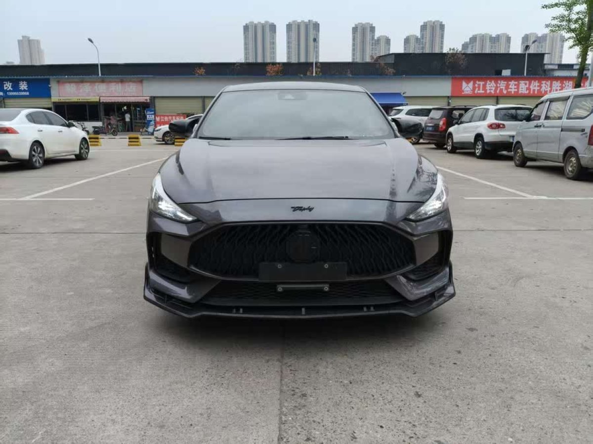 名爵 名爵5  2021款 300TGI DCT青奢風(fēng)潮版圖片