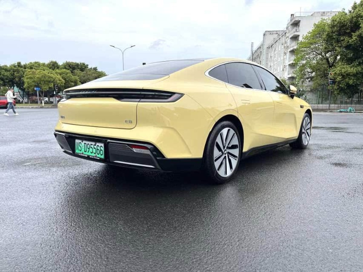 銀河 銀河E8  2024款 665km 星艦 遠(yuǎn)航版圖片