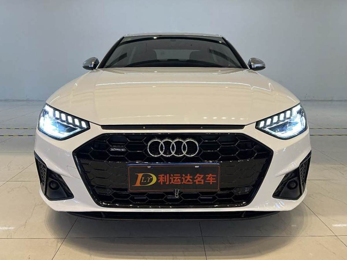 奧迪 奧迪A4L  2020款 40 TFSI quattro 豪華動感型圖片