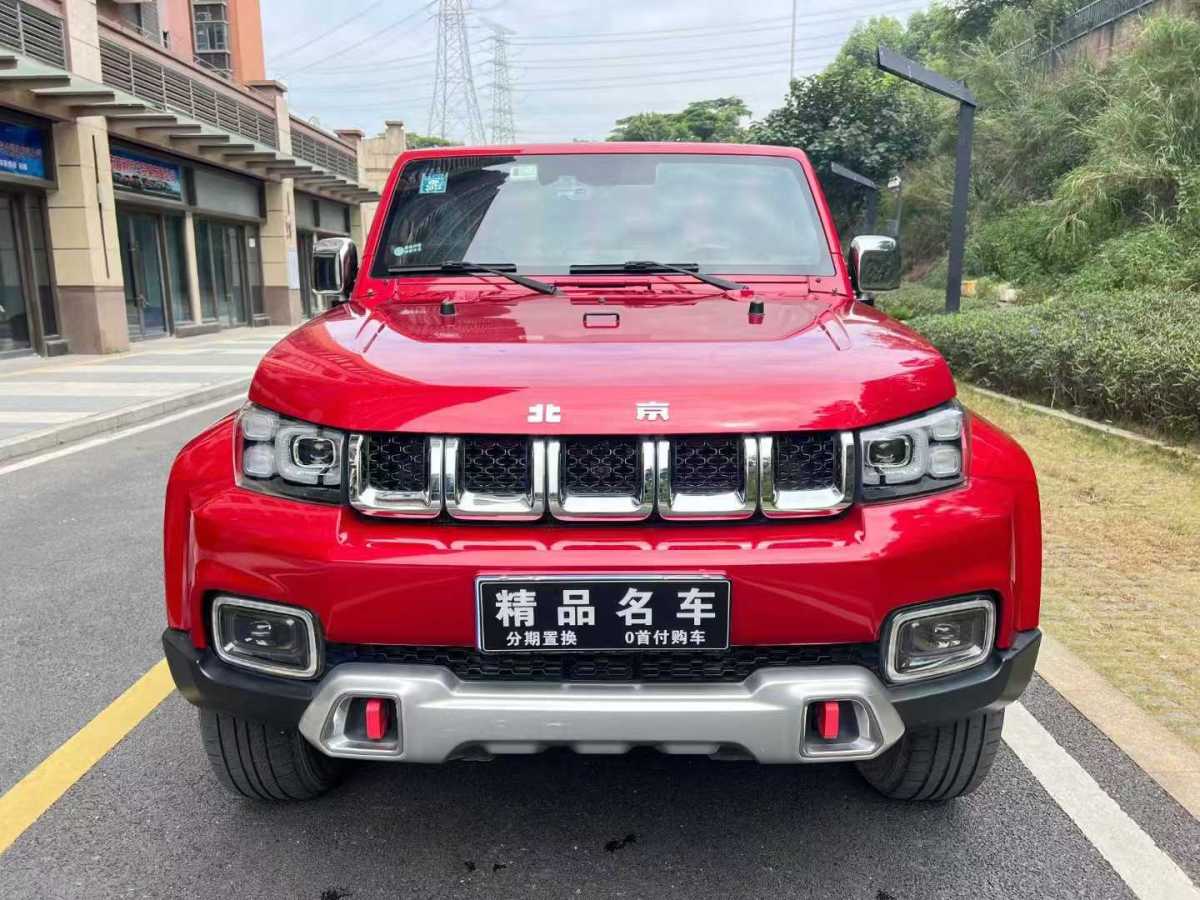 北京 BJ40  2020款 2.0T 自動四驅城市獵人版?zhèn)b客型圖片