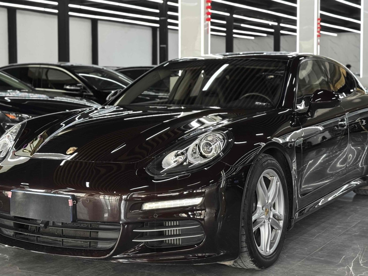 2015年2月保時(shí)捷 Panamera  2014款 Panamera 4 3.0T