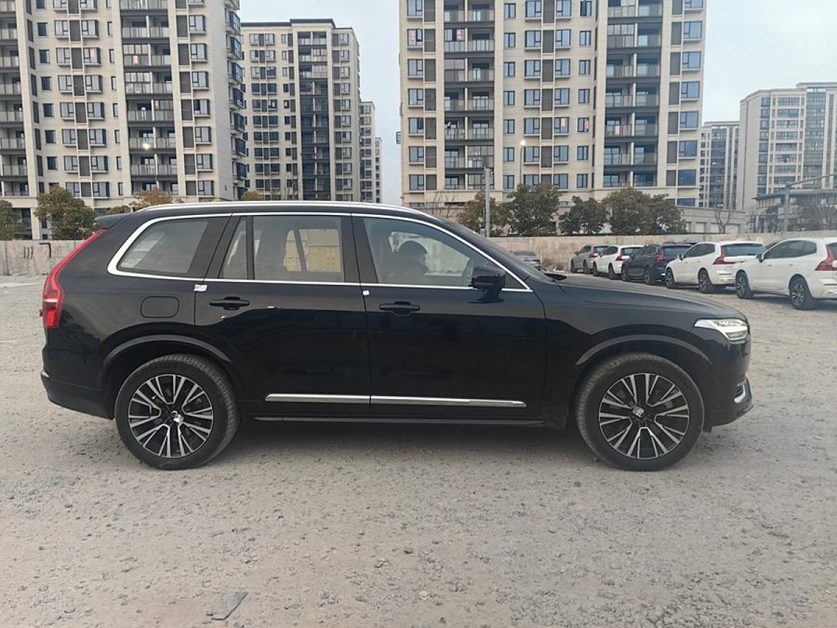 沃爾沃 XC90新能源  2022款 改款 E驅(qū)混動 T8 智尊豪華版 7座圖片