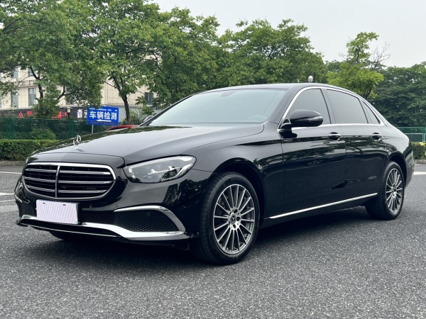 奔驰 奔驰E级  2022款 E 260 L