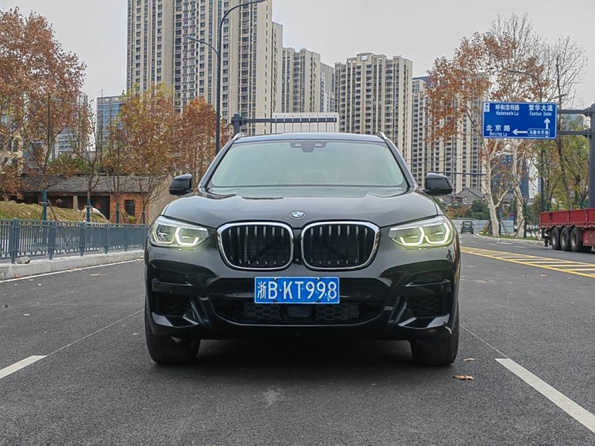 寶馬 寶馬X3  2020款 xDrive30i 領(lǐng)先型 M運(yùn)動(dòng)套裝圖片