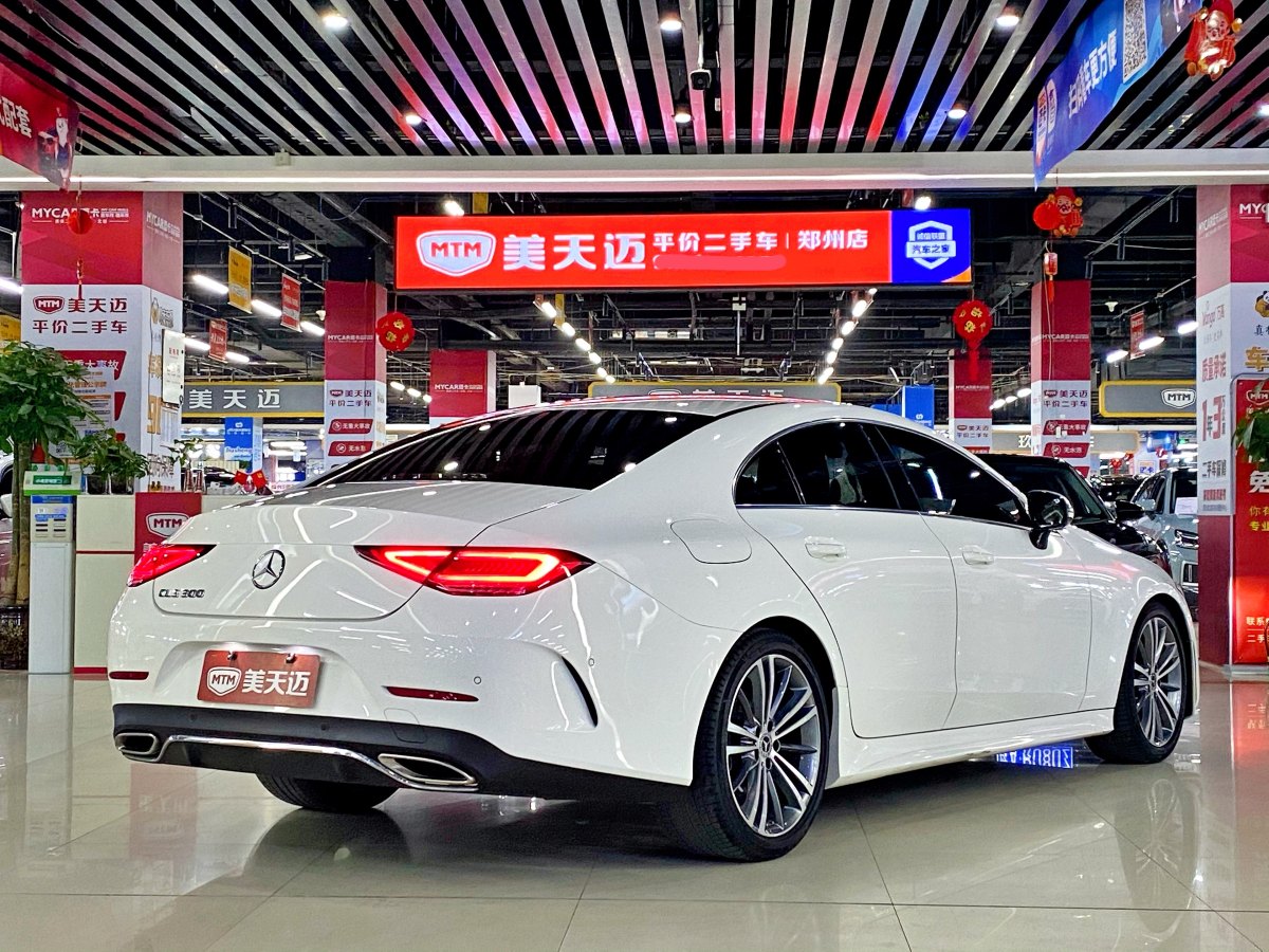 奔馳 奔馳CLS級(jí)  2021款 改款 CLS 300 動(dòng)感型圖片