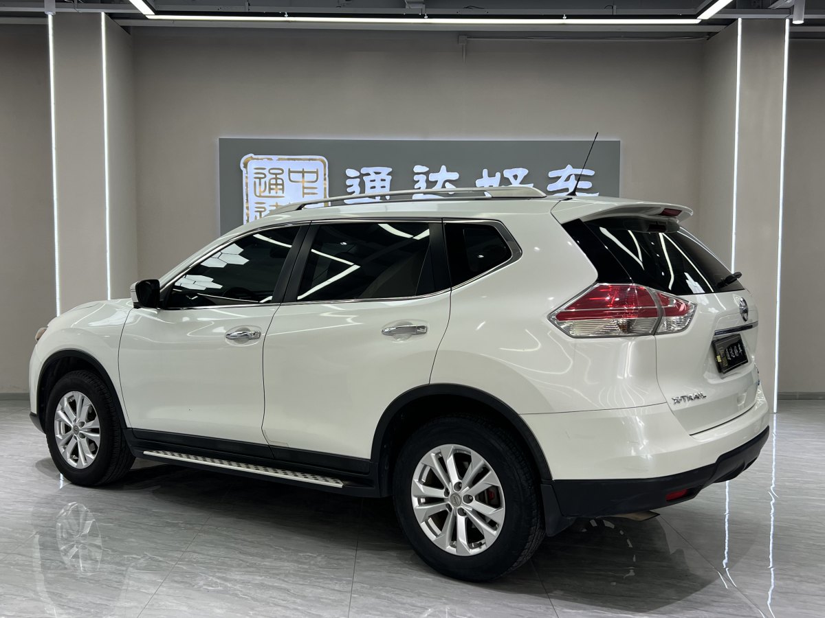 日產(chǎn) 奇駿  2014款 2.0L CVT舒適版 2WD圖片