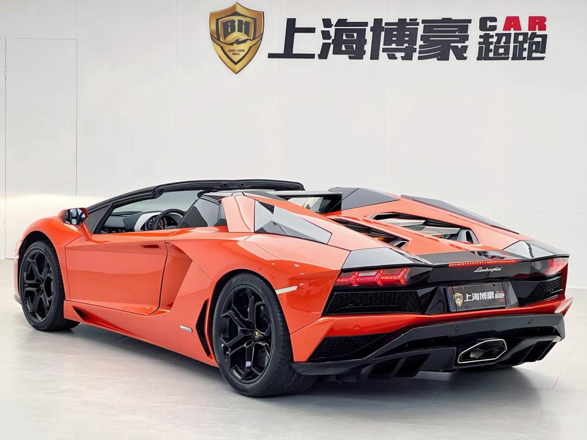 2015年2月蘭博基尼 Aventador  2013款 LP 700-4 Roadster