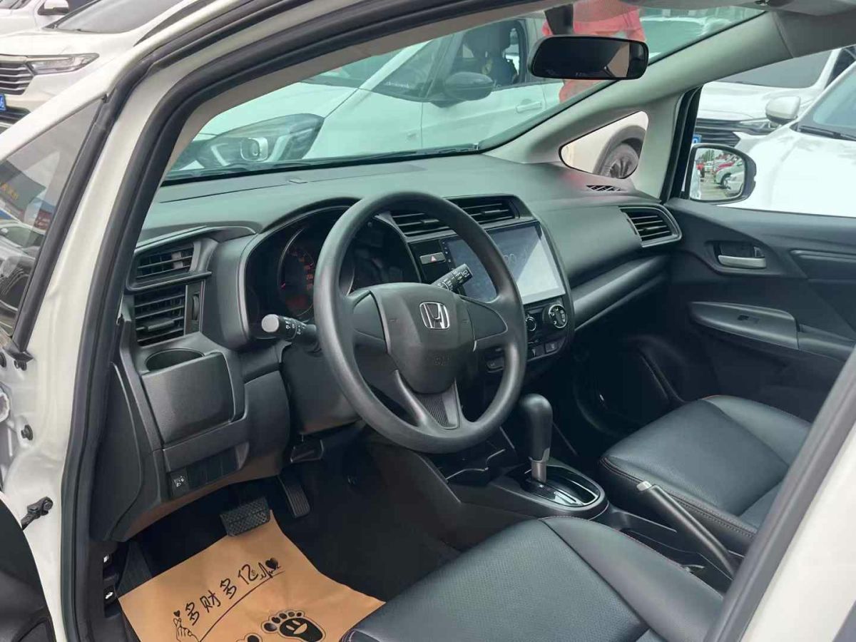 本田 飛度  2018款 1.5L CVT潮跑+版圖片