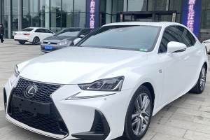 GS 雷克薩斯 300 F SPORT