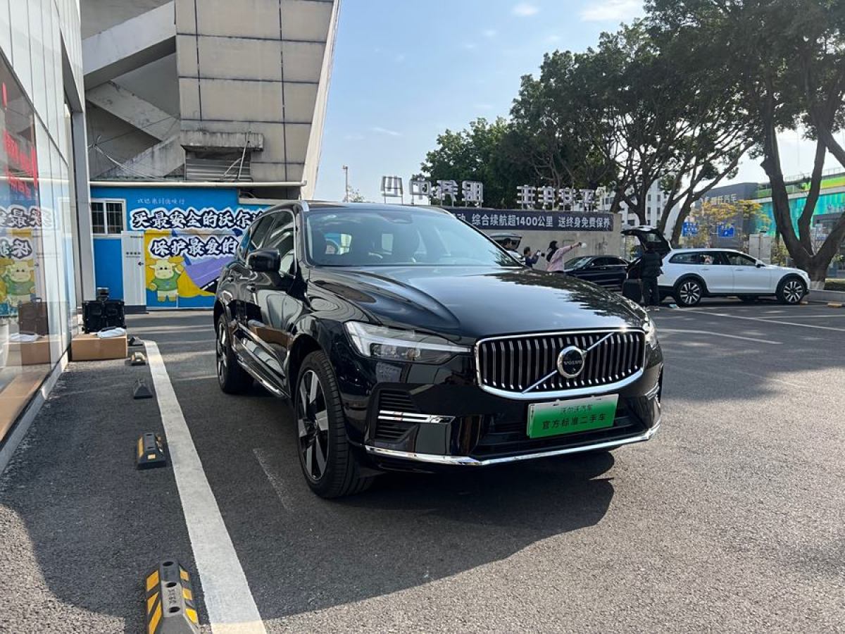 沃爾沃 XC60新能源  2024款 T8 插電混動 長續(xù)航四驅(qū)智雅豪華版圖片