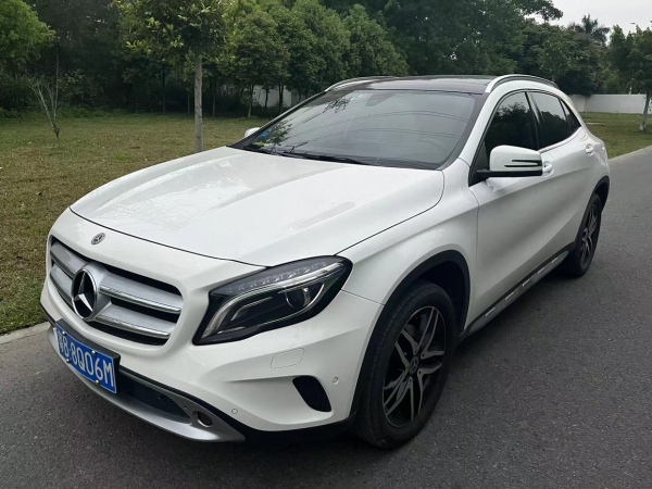 奔驰 奔驰GLA  2016款 GLA 220 4MATIC 时尚型