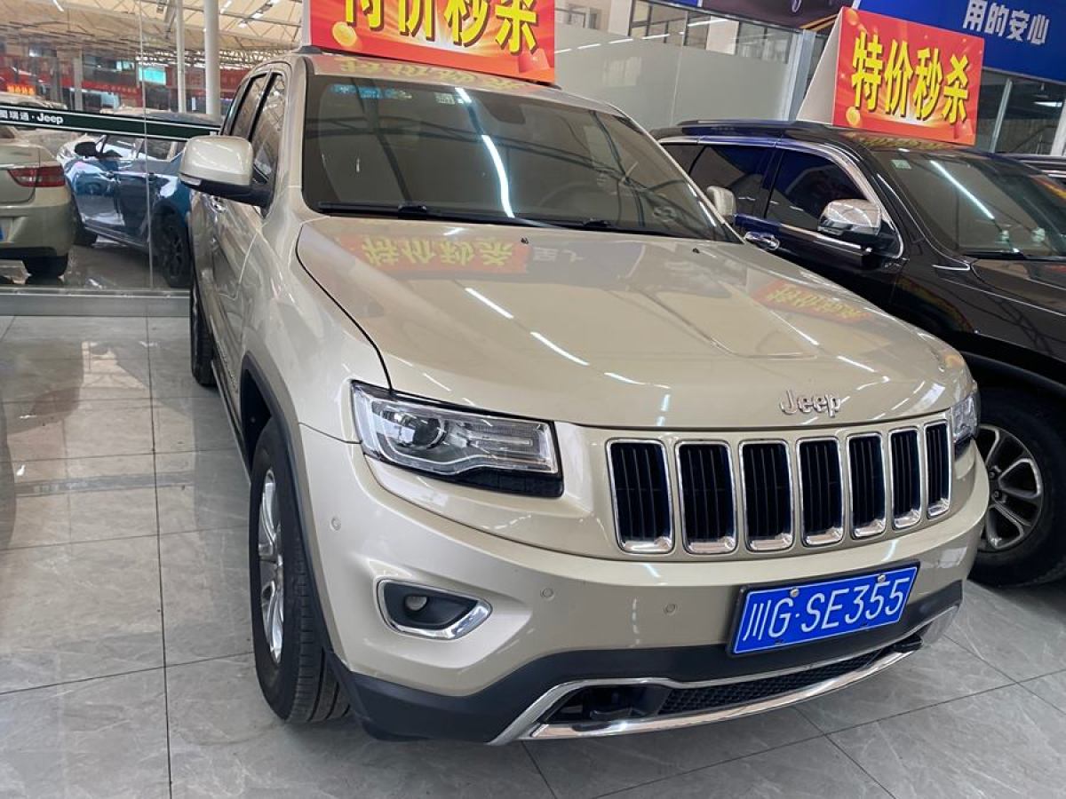 Jeep 大切諾基  2014款 3.0L 舒享導(dǎo)航版圖片