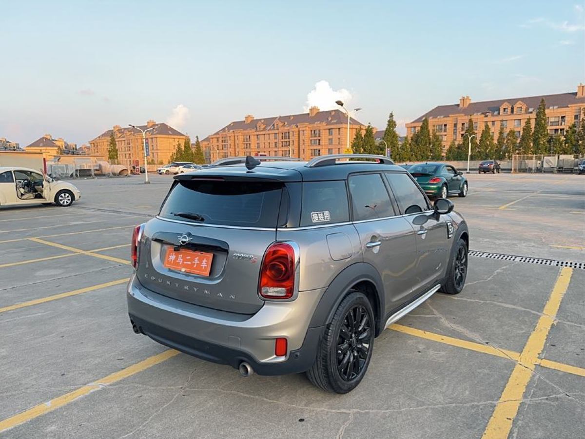 MINI COUNTRYMAN  2018款 2.0T COOPER S ALL4 經(jīng)典派圖片