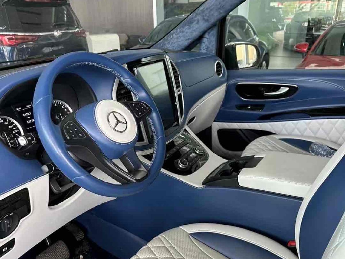 奔驰 奔驰A级  2017款 改款 A 180图片