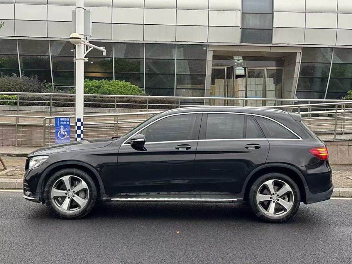 2017年12月奔馳 奔馳GLC  2017款 GLC 260 4MATIC 豪華型