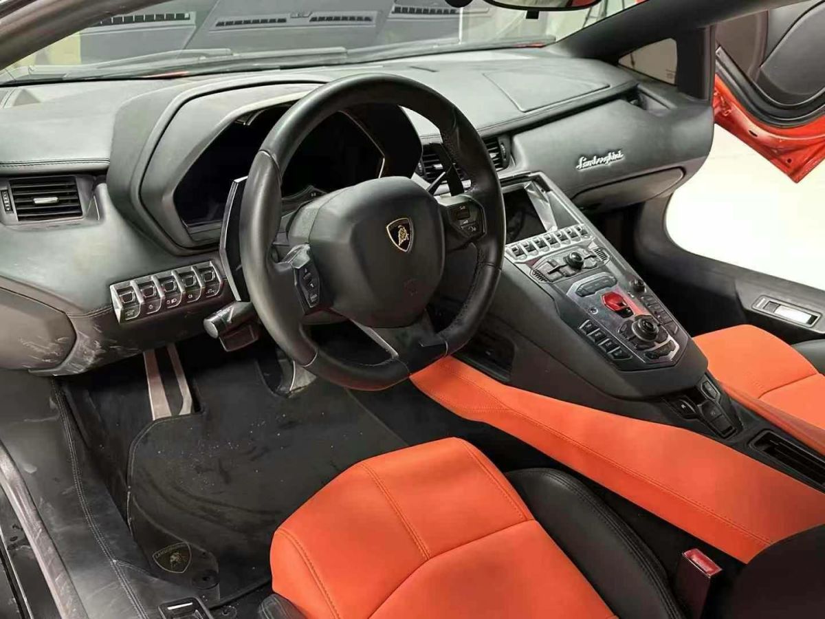 蘭博基尼 Aventador  2012款 6.5L LP700-4圖片