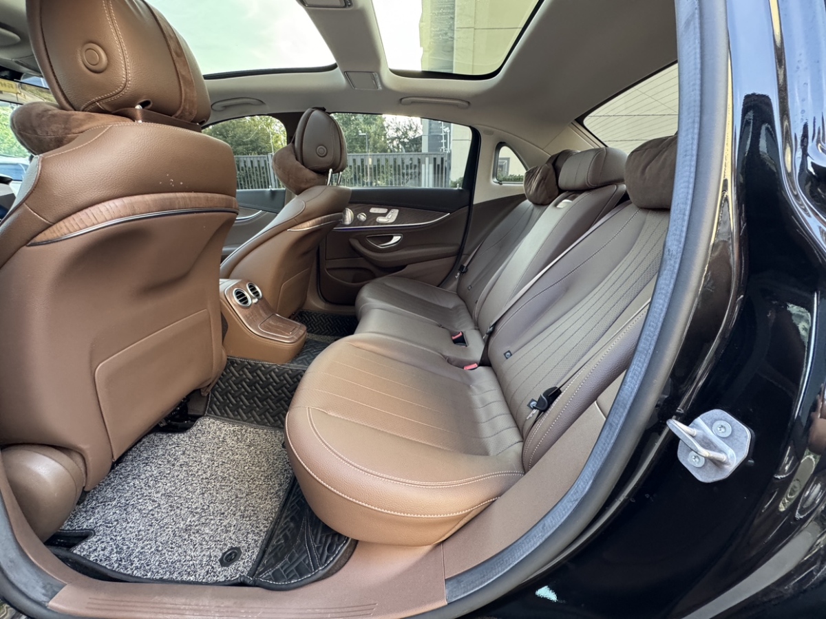 奔馳 奔馳E級  2023款 E 300 L 豪華型圖片