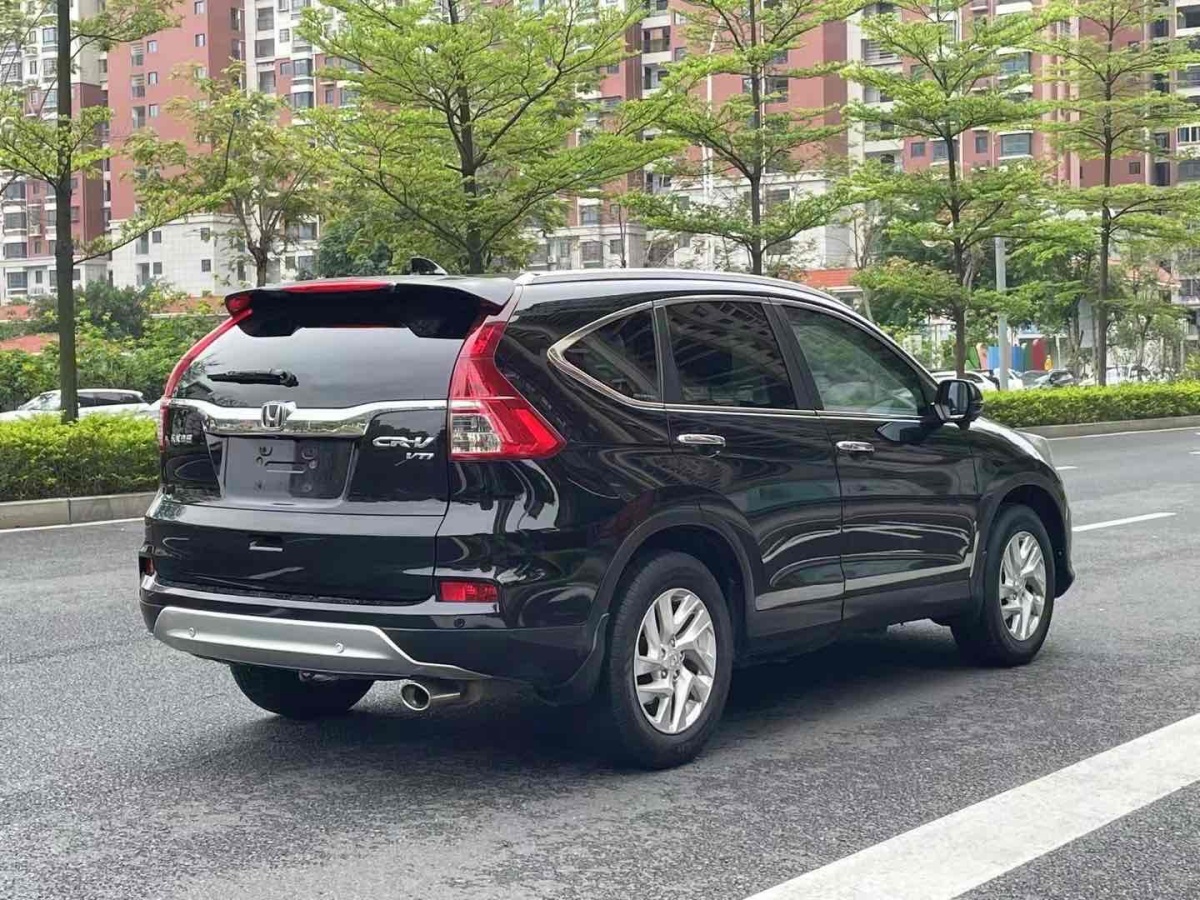 本田 CR-V  2015款 2.4L 兩驅(qū)豪華版圖片